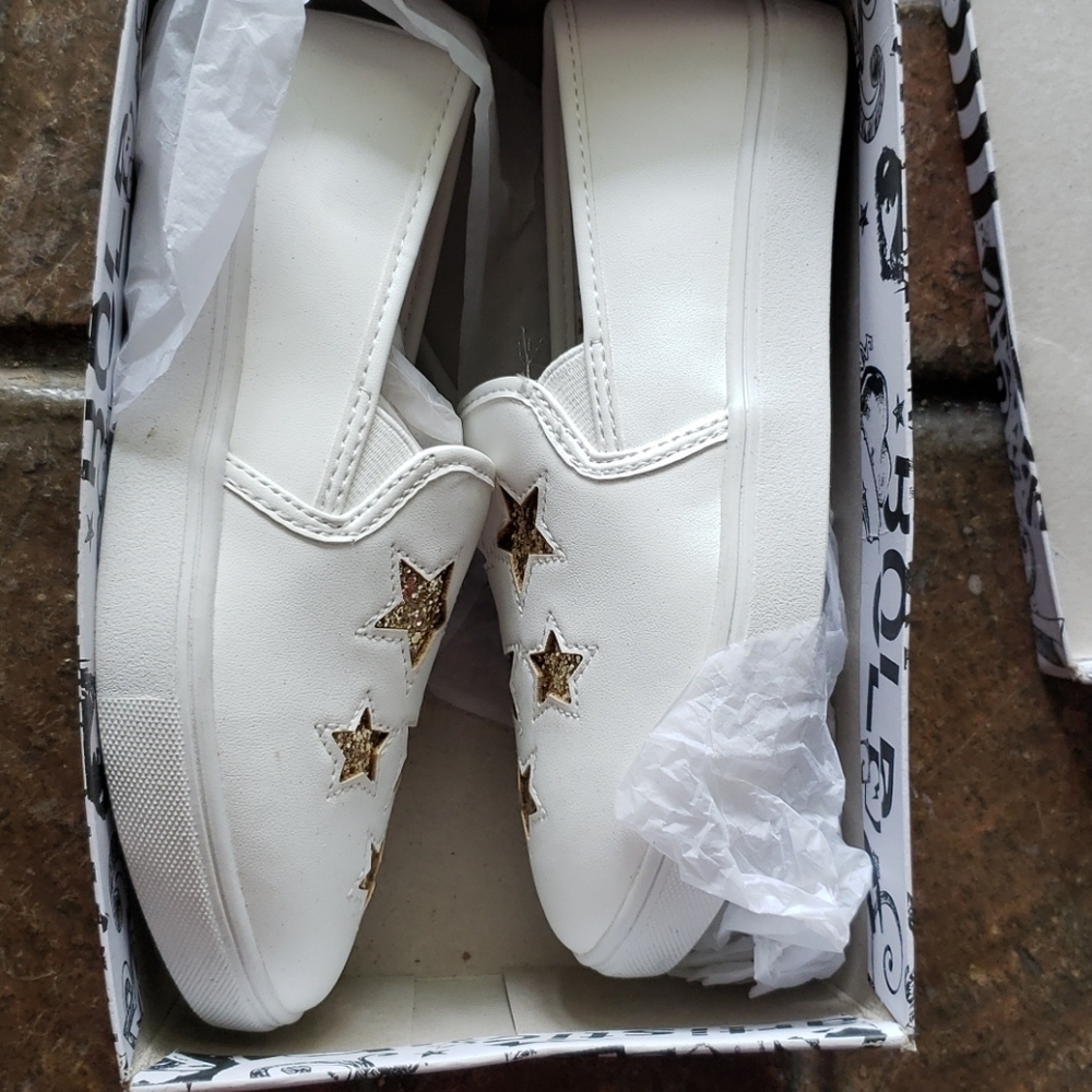 Brash Girls white Sneakers size 2